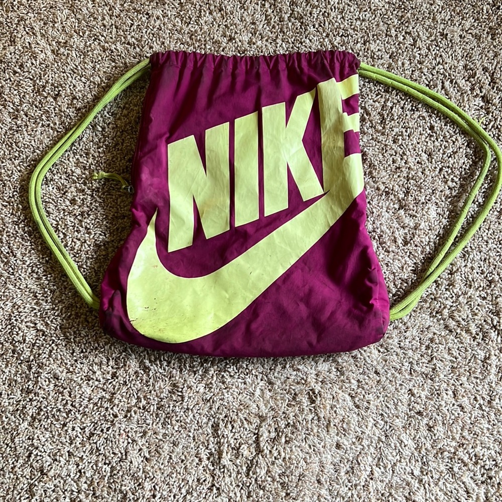 Nike bag, yellow and purple bag, with side pocket and inside pocket, used